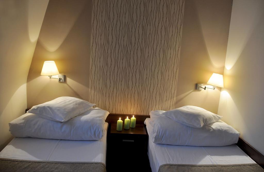 Willa Strzelnica Hotel Koscierzyna Phòng bức ảnh