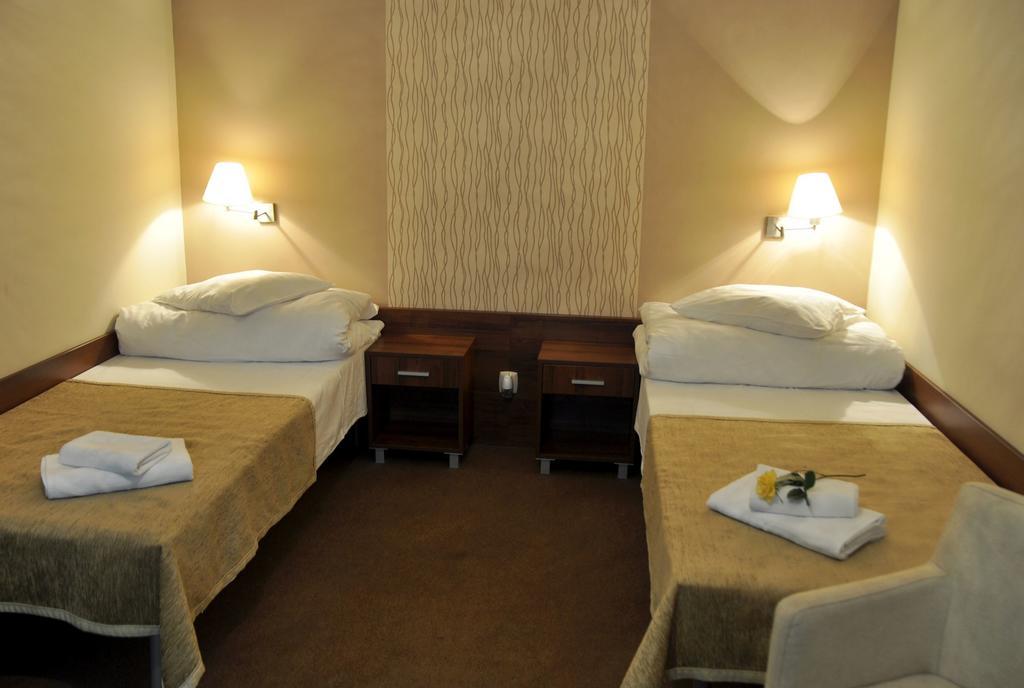 Willa Strzelnica Hotel Koscierzyna Phòng bức ảnh