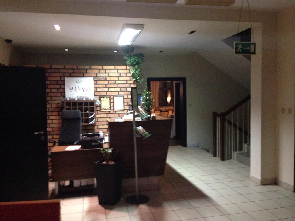 Willa Strzelnica Hotel Koscierzyna Ngoại thất bức ảnh